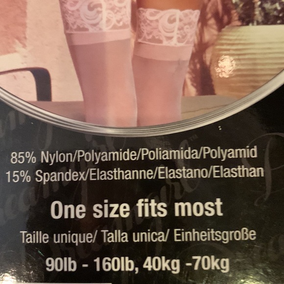 GLAMOROUS DREAMGIRL Brand New light pink stay up stockings. - Picture 6 of 10